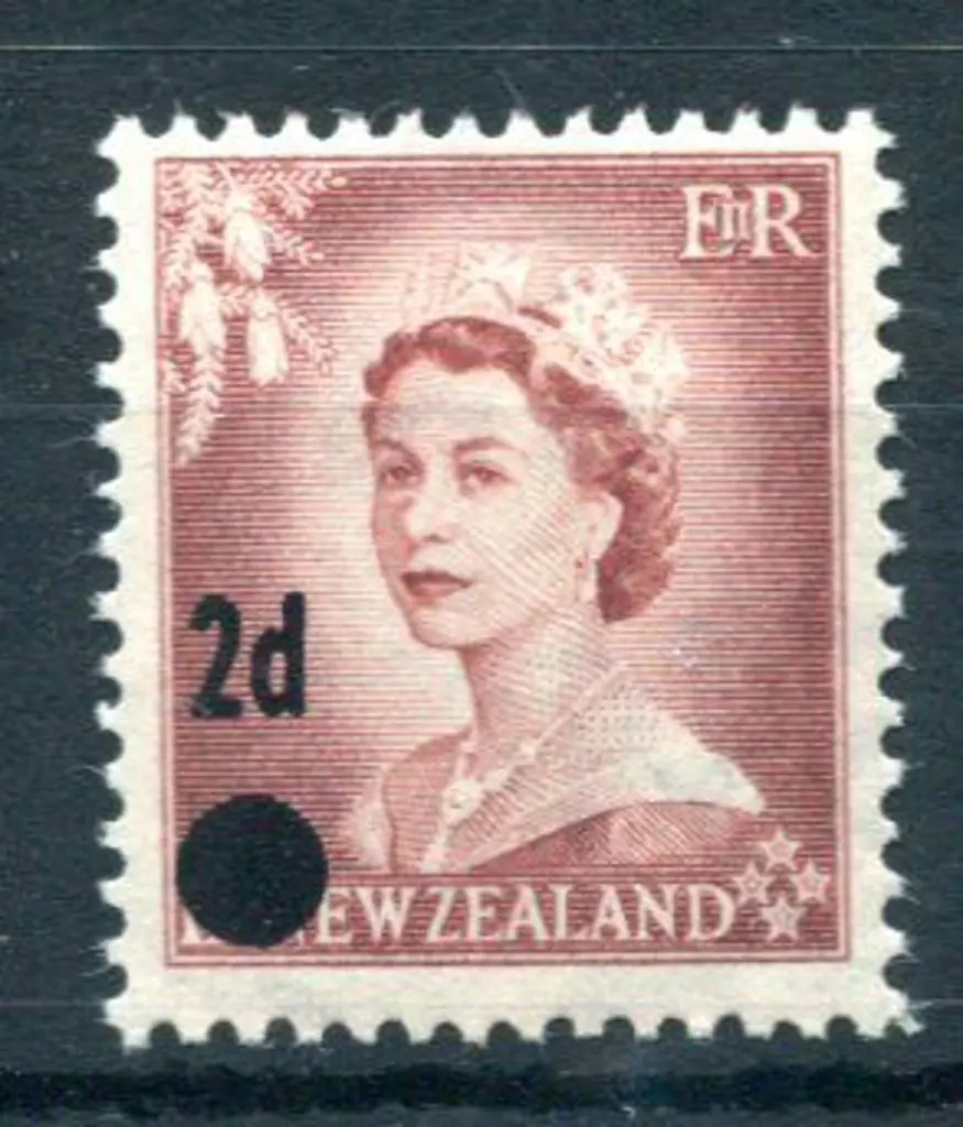 New Zealand 1958 2d on 1½d "stars" error of ... Image 1++