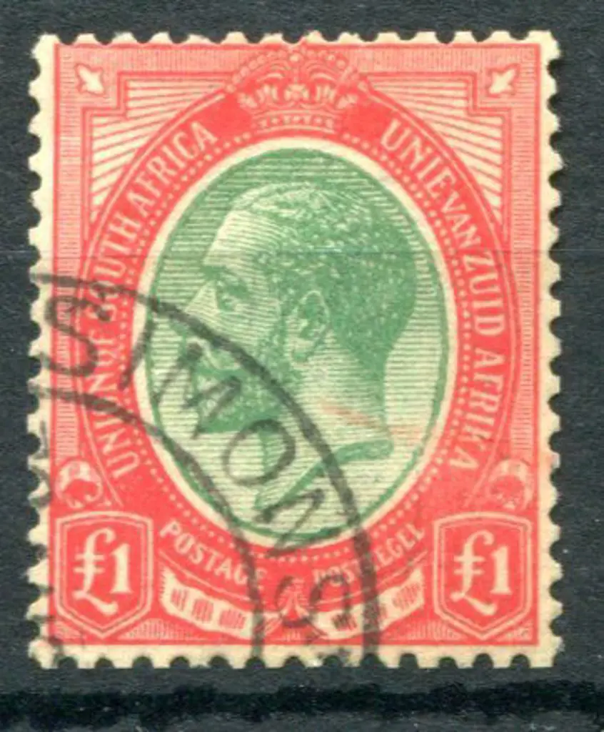 South Africa 1913/24 £1 green & red. Small scuff ... Image 1++