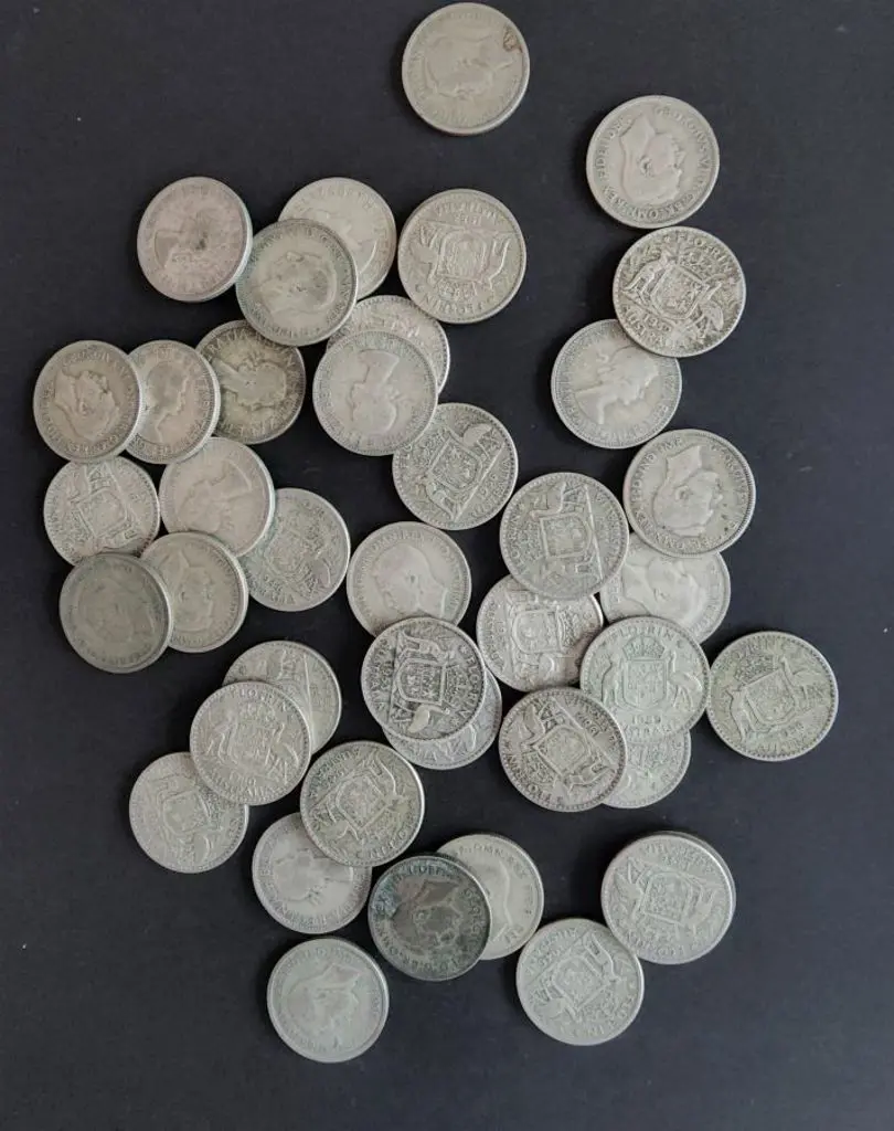 1946-1963 Florins. Majority 50% silver. Approx ... Image 1++
