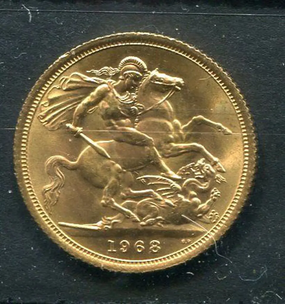 England 1968 QEII Sovereign. EF Image 1++