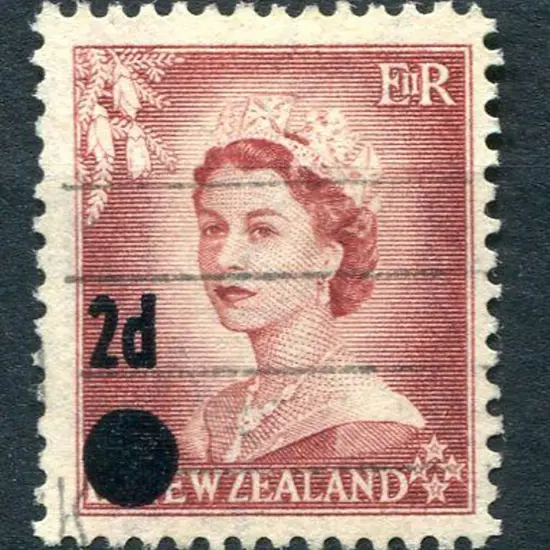 New Zealand 1958 2d on 1½d QEII error of surcharge ...