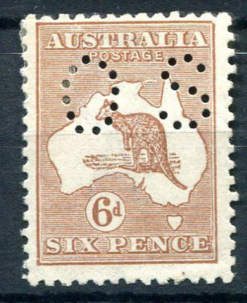 6d pale chestnut perfined OS with "white flaw in ... Image 1++