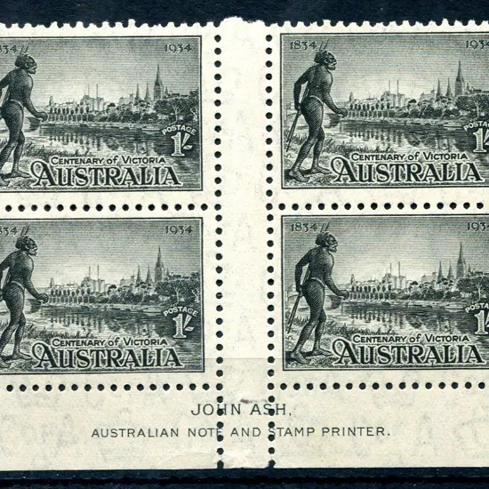 1934 1/- Vic Cent perf. 10½ John Ash imprint block ...