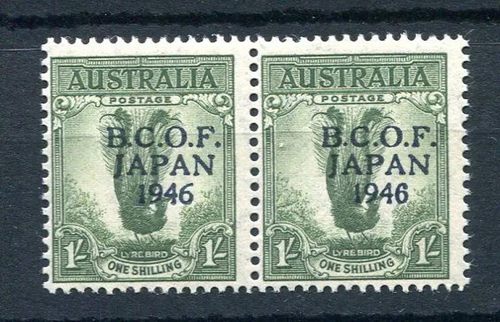 1946 BCOF 1/- lyrebird horiz pair with right hand ... Image 1++