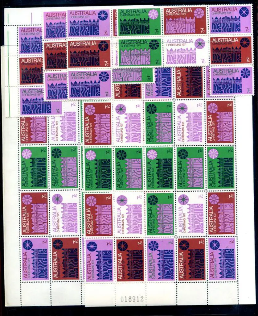1971 Christmas panes of 25 x 4, blocks of 7 x 11 & ... Image 1++