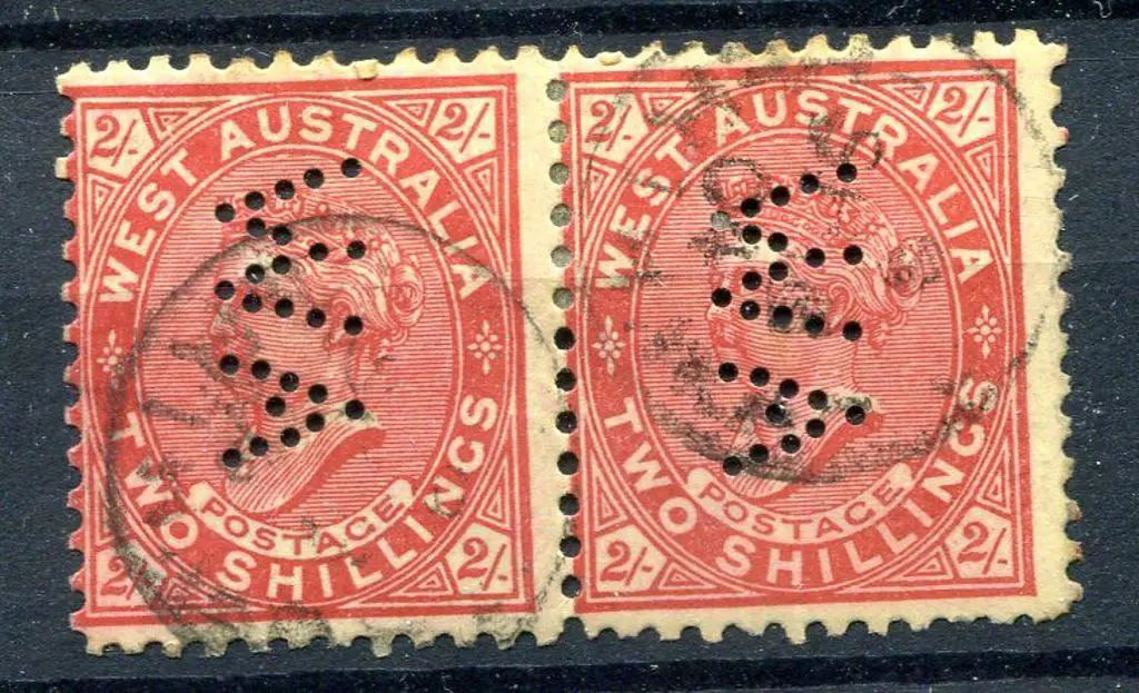 1902 2/- bright red/yellow horiz pair with horiz ... Image 1++