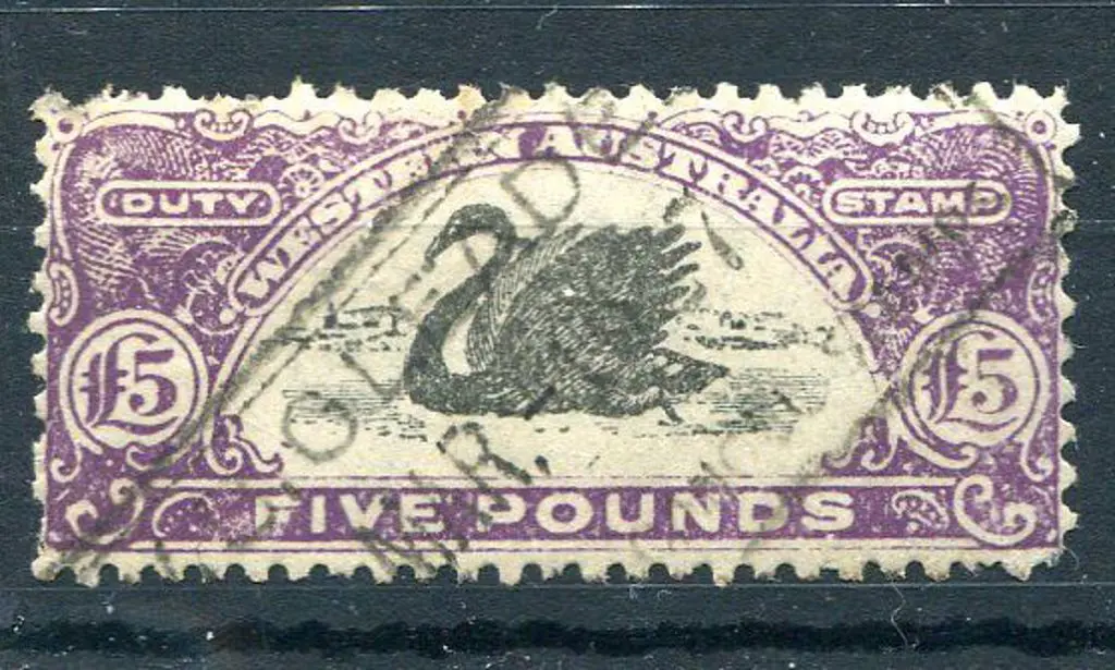 1923/25 £5 plum, perf 11. Fine used, a few short ... Image 1++