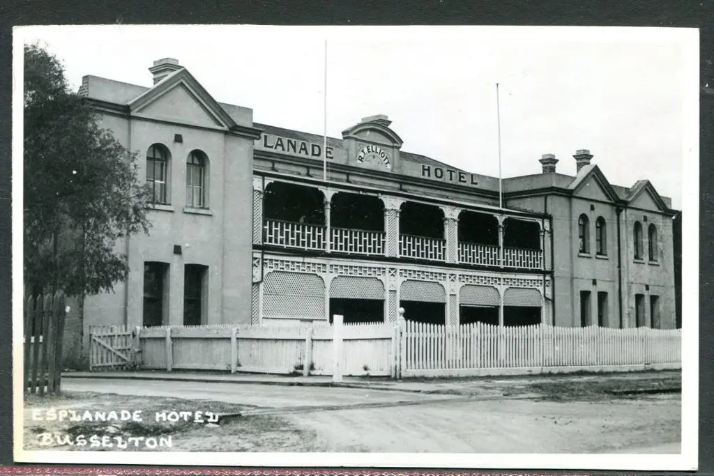 "Esplanade Hotel Busselton" b&w Kodak photo card. ... Image 1++