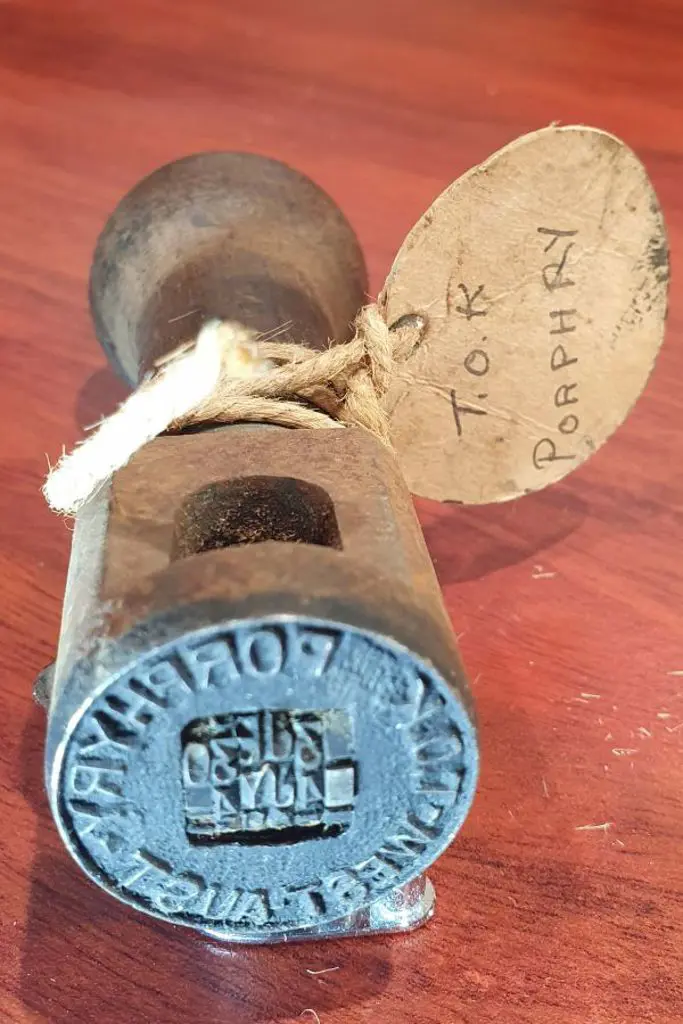 T.O.K. Porphyry West Aust (Telephone Office ... Image 1++