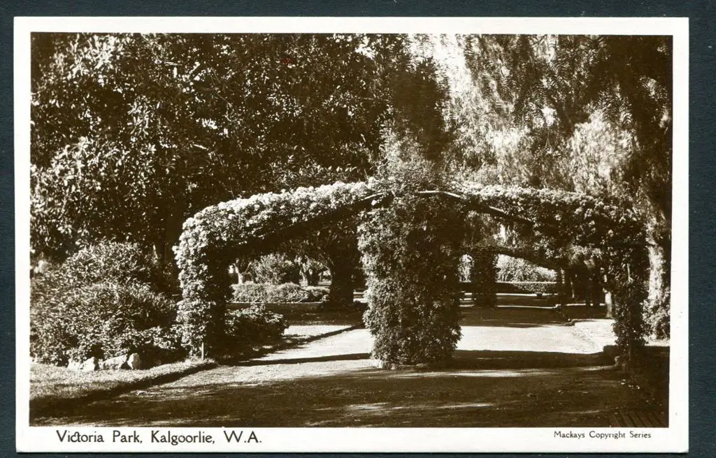 "Victoria Park, Kalgoorlie, WA" b&w photographic ... Image 1++