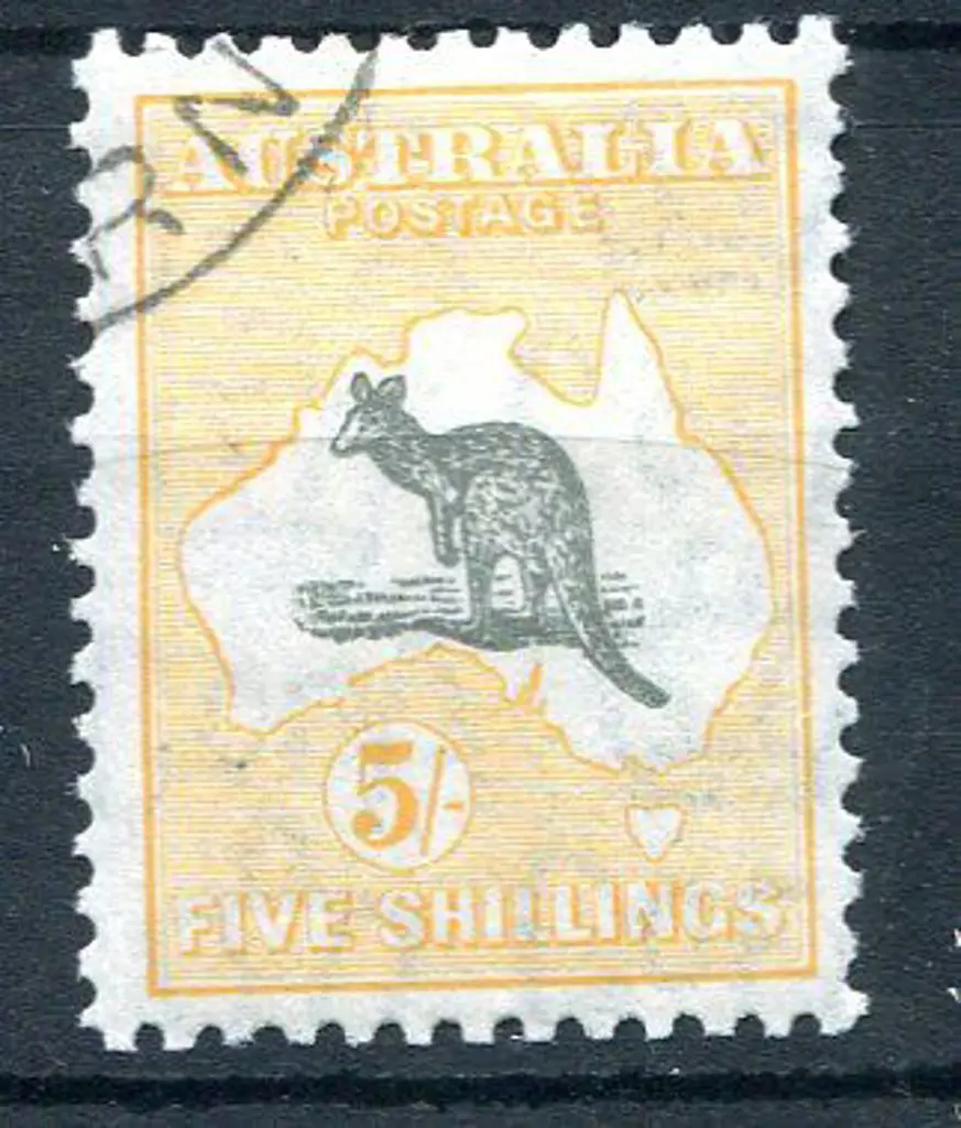 1931-47 CofA 5/- grey & yellow-buff with ... Image 1++