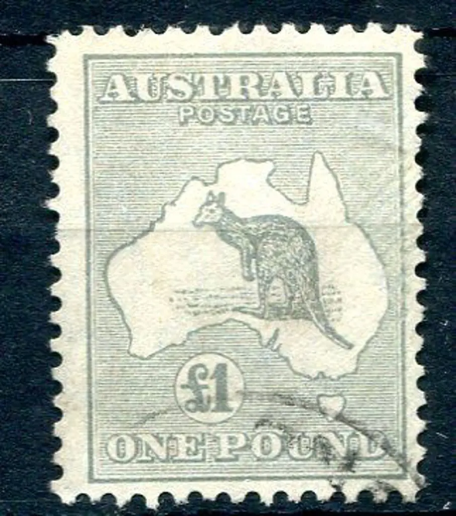1931-47 CofA £1 grey. Fine used, slightly off ... Image 1++