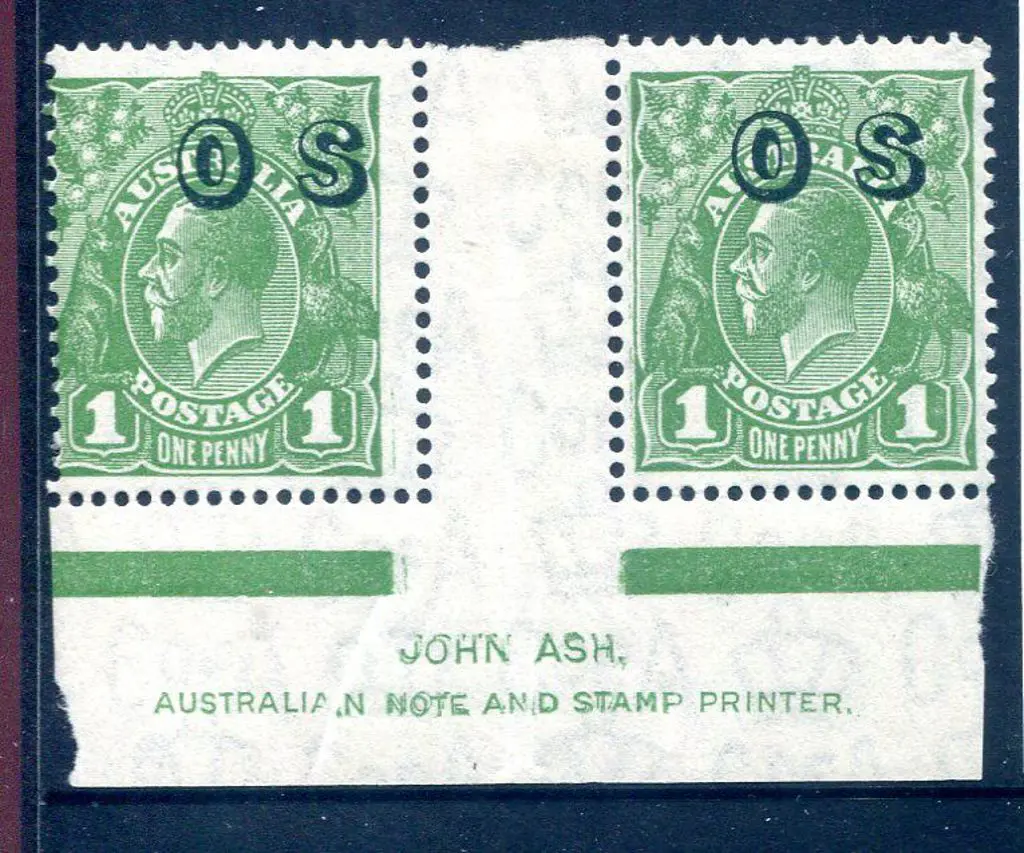 1932 1d green KGV John Ash gutter pair. "Some of ... Image 1++