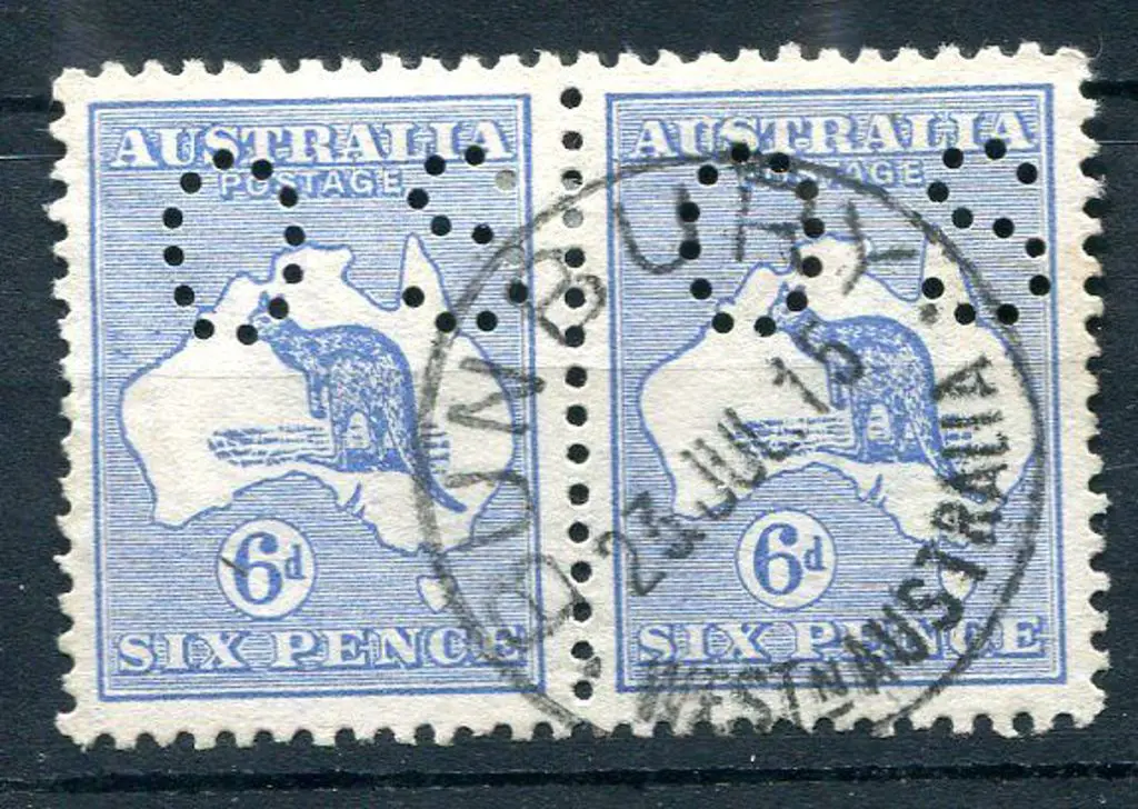 1913 6d blue, 1st wmk horiz pair perfined small ... Image 1++
