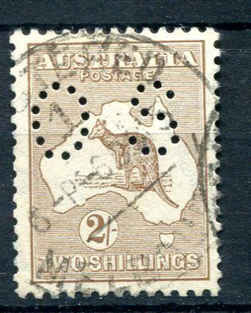 1915 2/- pale brown kangaroo, 2nd wmk & perfined ... Image 1++
