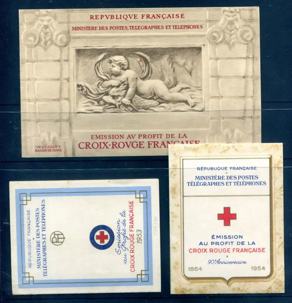 France 1952, 1953 & 1954 Red Cross booklets. A ... Image 1++