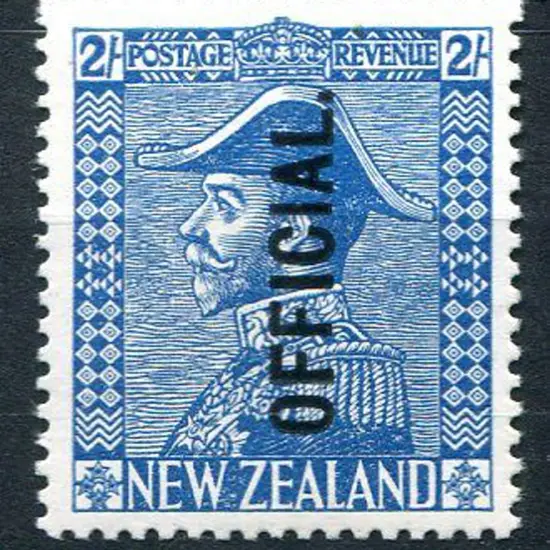 New Zealand 1927/33 2/- Admiral ovptd "OFFICIAL.". ...