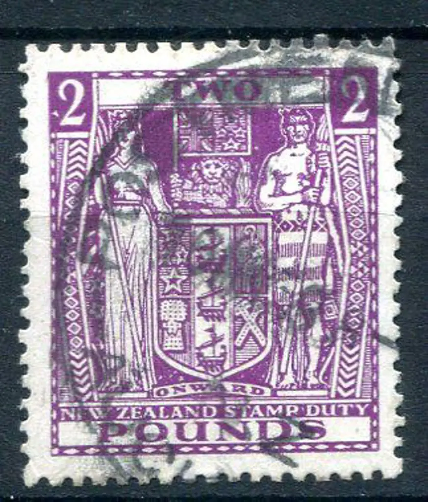 New Zealand 1931/40 £2 bright purple single wmk ... Image 1++