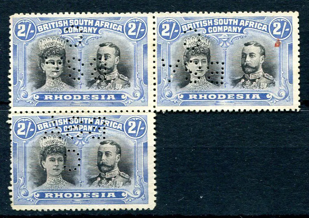 Rhodesia 1910/13 2/- black & ultramarine block of ... Image 1++
