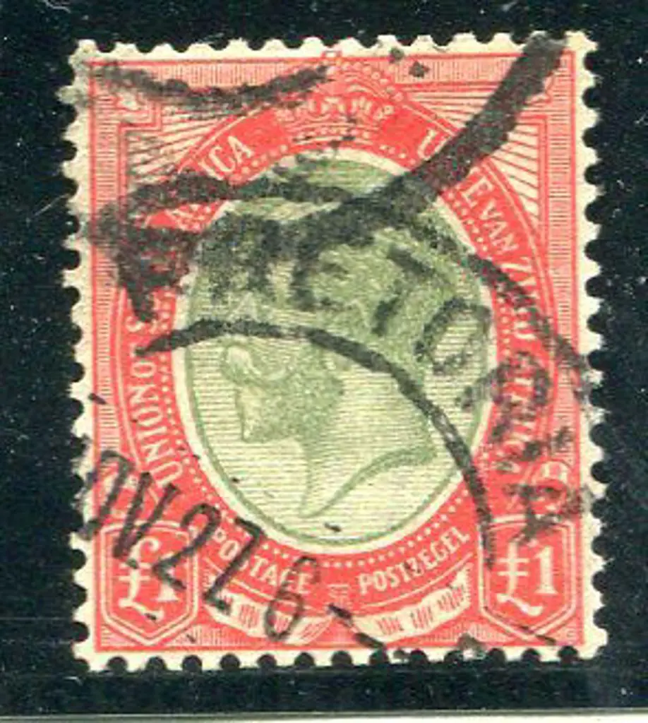 South Africa 1913/24 £1 green & red F/U plus pale ... Image 1++