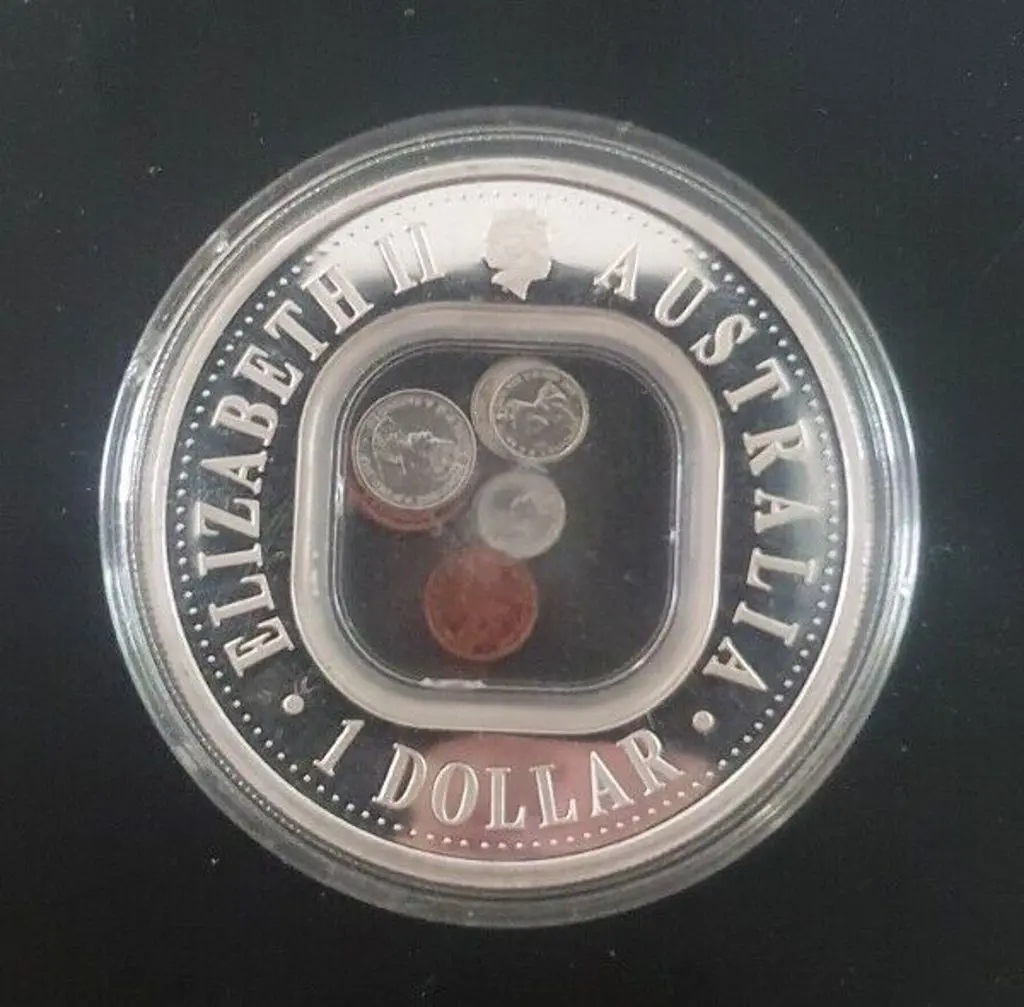 2006 $1 Aust Pre-decimal Coins 1oz silver with ... Image 1++