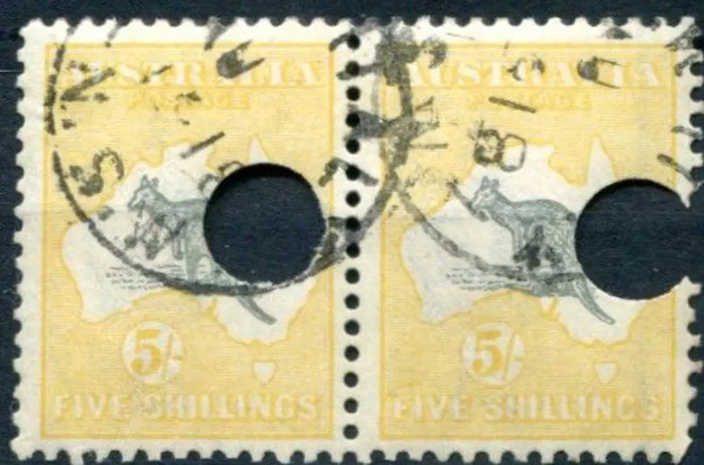 5/- grey & deep yellow horiz pair with Telegraph ... Image 1++