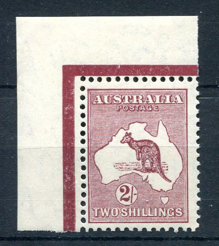 1931-47 CofA 2/- maroon with "chopped neck ... Image 1++