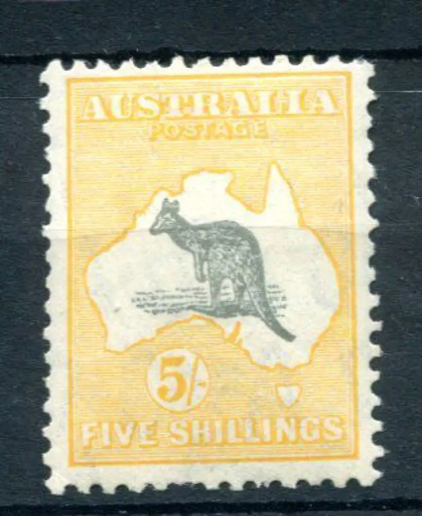 1931-47 CofA 5/- grey & yellow with "hunchbacked ... Image 1++