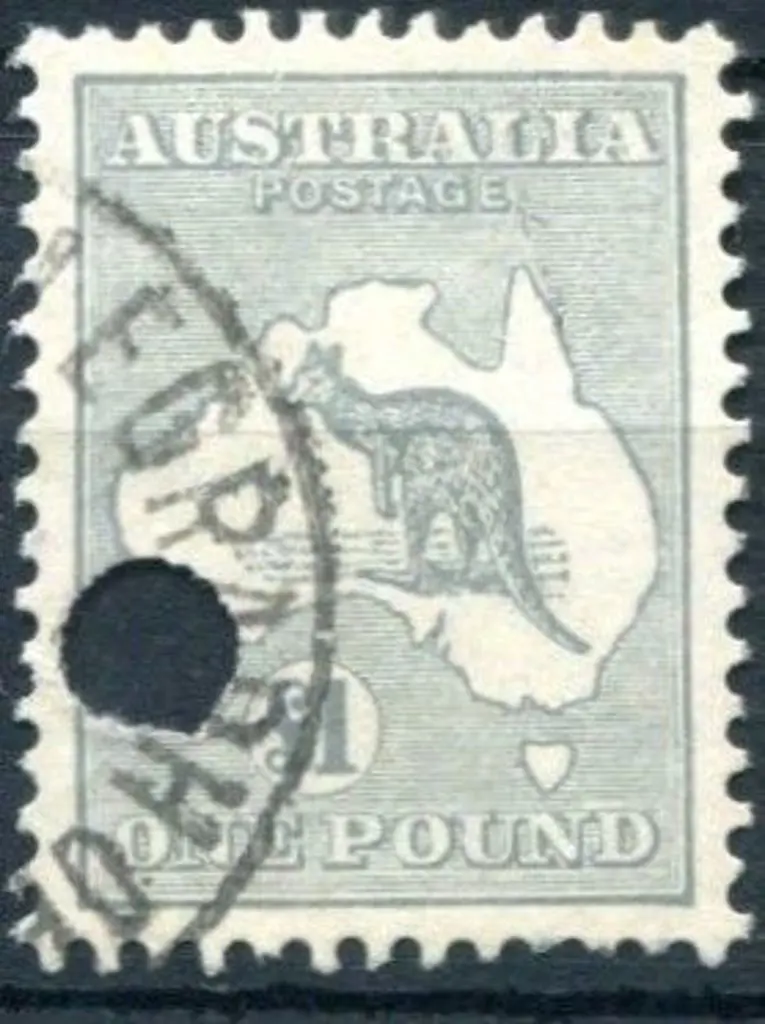 1931-47 CofA £1 grey with Telegraph puncture & ... Image 1++