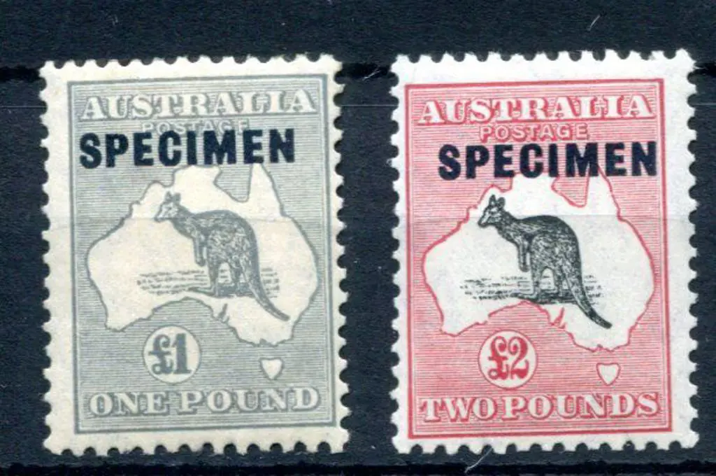 1931-47 CofA £1 & £2 ovptd "SPECIMEN" type D. Both ... Image 1++