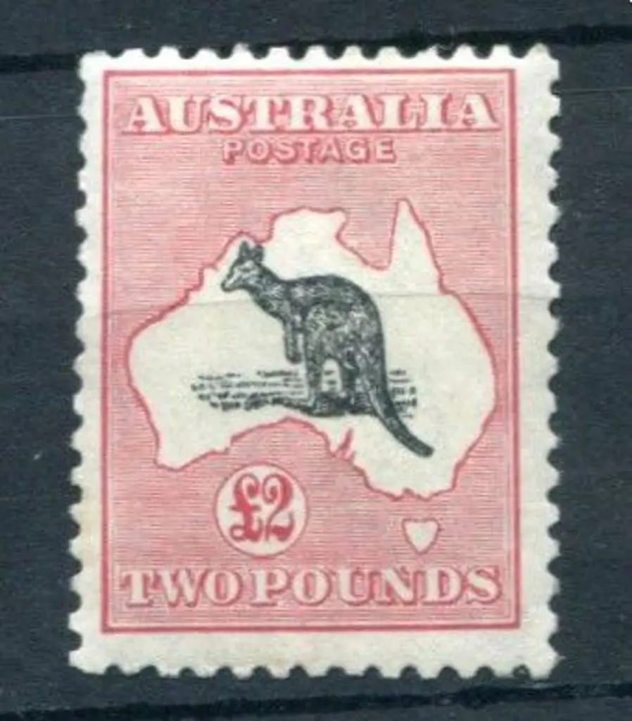 1931-47 CofA £2 grey-black & rose-crimson. Centred ... Image 1++