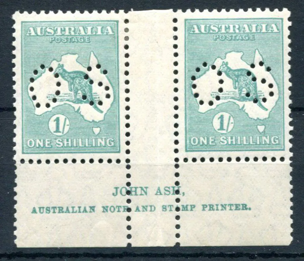 1929/30 1/- emerald, SMW John Ash imprint pair ... Image 1++