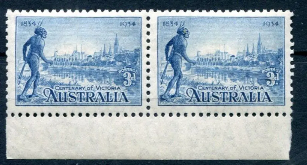 1934 3d Vic Cent perf. 10½ in joined marginal pair ... Image 1++