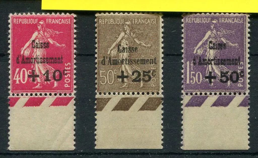 France 1930 "Ceres" Sinking Fund set of 3. MLH ... Image 1++