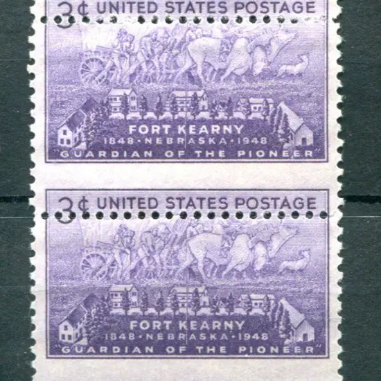 USA 1948 3¢ violet Fort Kearny vertical pair with ...