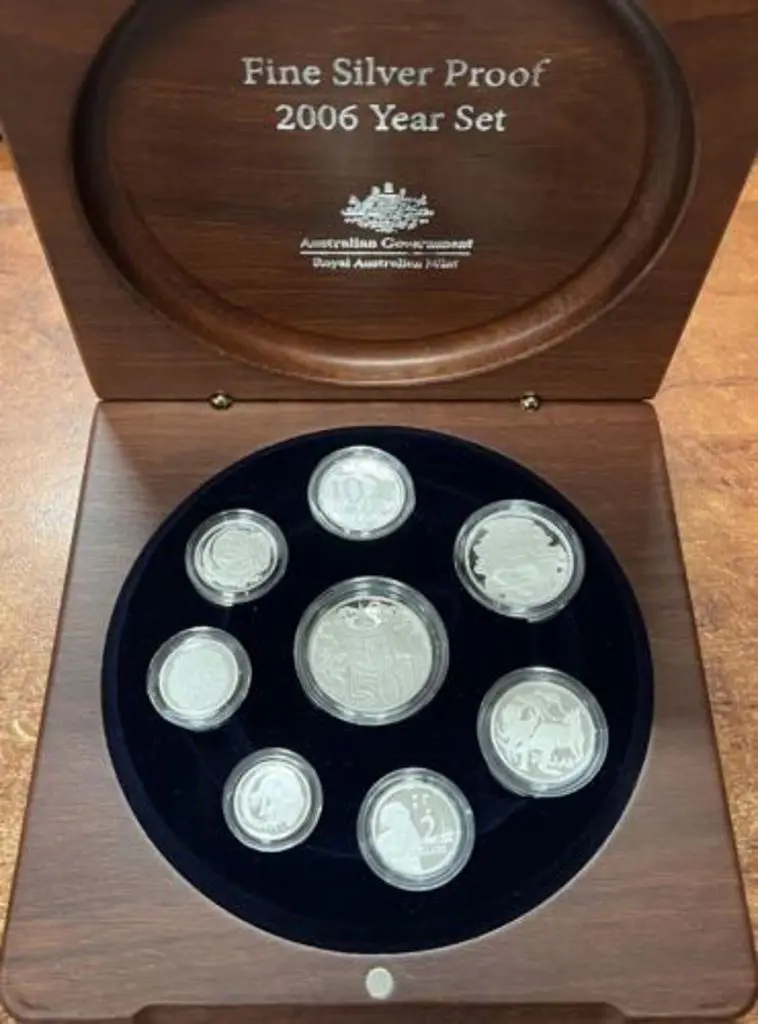 2006 Fine Silver Proof set in RAM wood pres box. ... Image 1++
