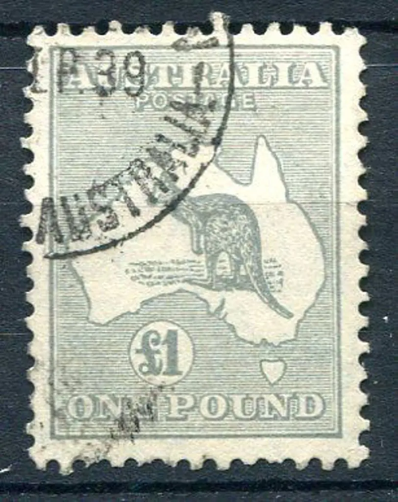 £1 grey fine used. A couple of shortish perfs at ... Image 1++