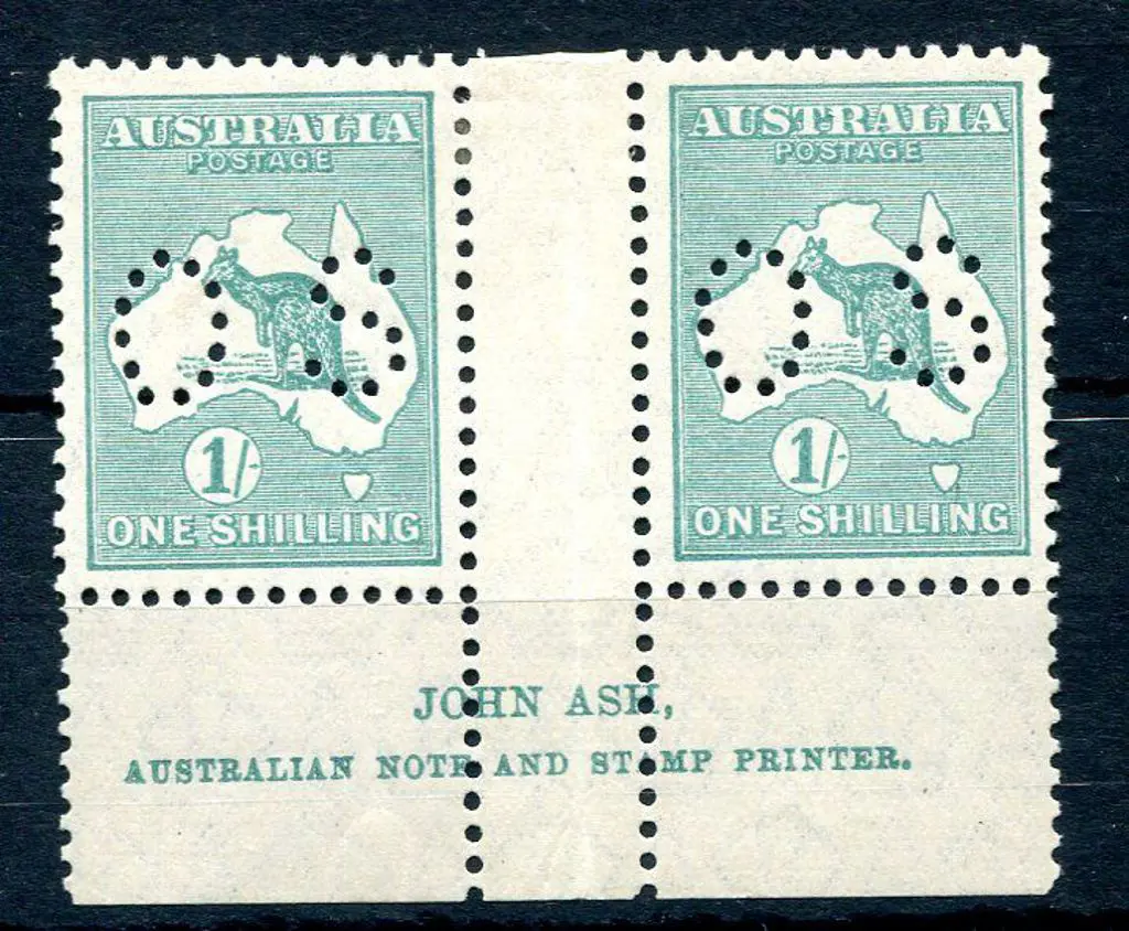 1929/30 1/- emerald, SMW John Ash imprint pair ... Image 1++