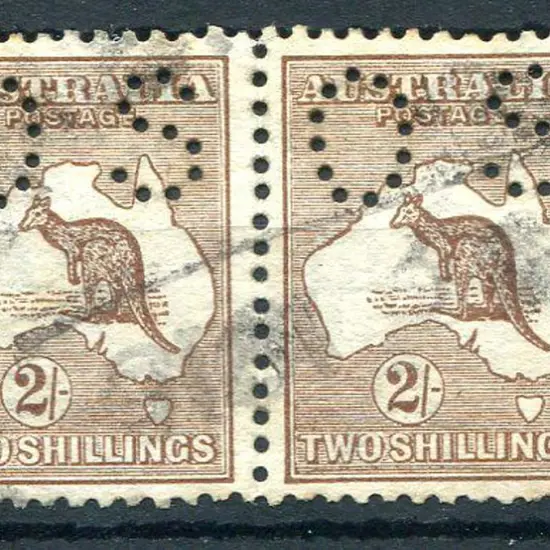 1913 2/- brown, 1st wmk horiz pair perfined small ...
