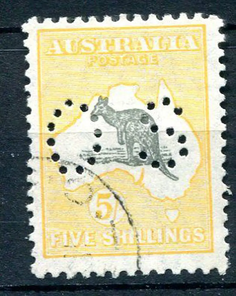 1929/30 5/- grey & yellow-orange with "broken ... Image 1++