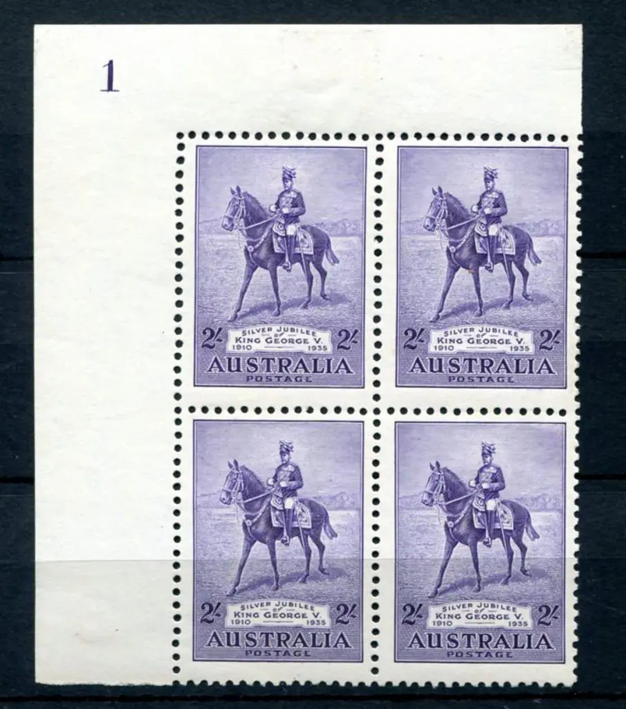 1935 2/- Silver Jubilee in top left plate 1 block ... Image 1++