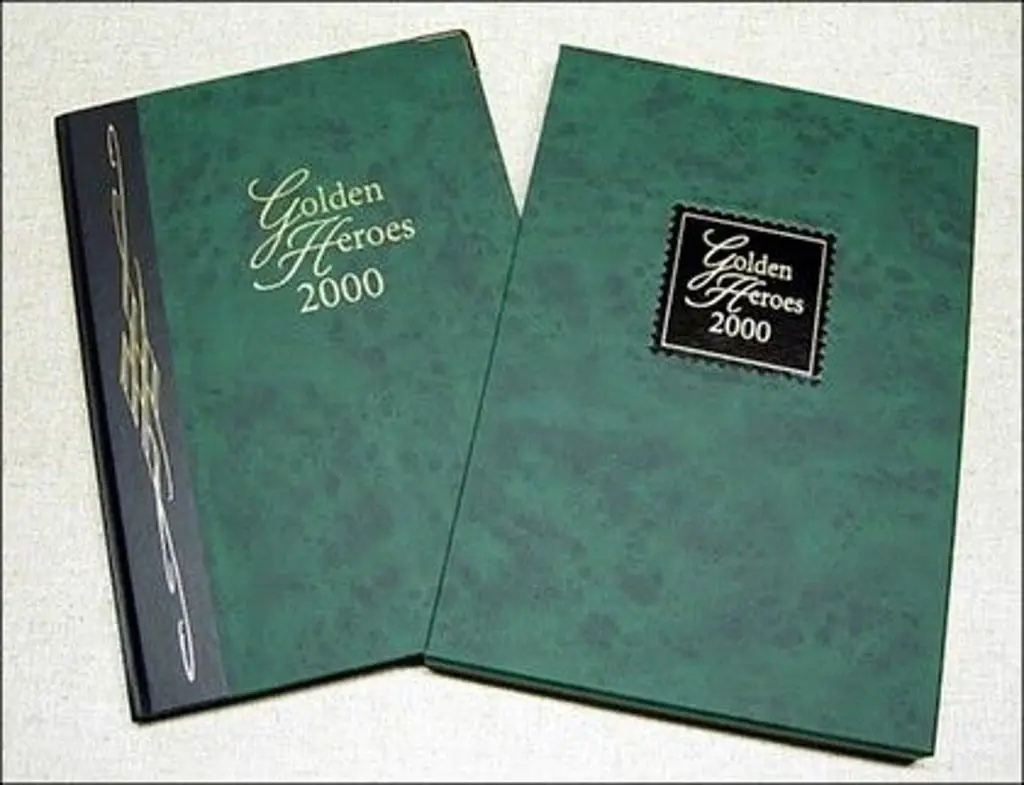 2000 "Golden Heroes" Aust Post Presentation book ... Image 1++