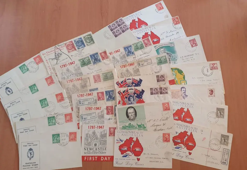 First Day Covers 1937-1965 range from mixed ... Image 1++