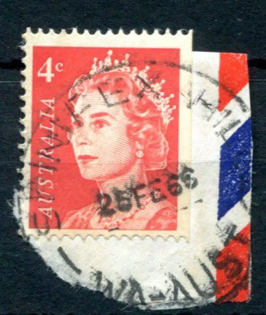 Spinifex Hill F31 on 4c red QEII on piece for 25 ... Image 1++