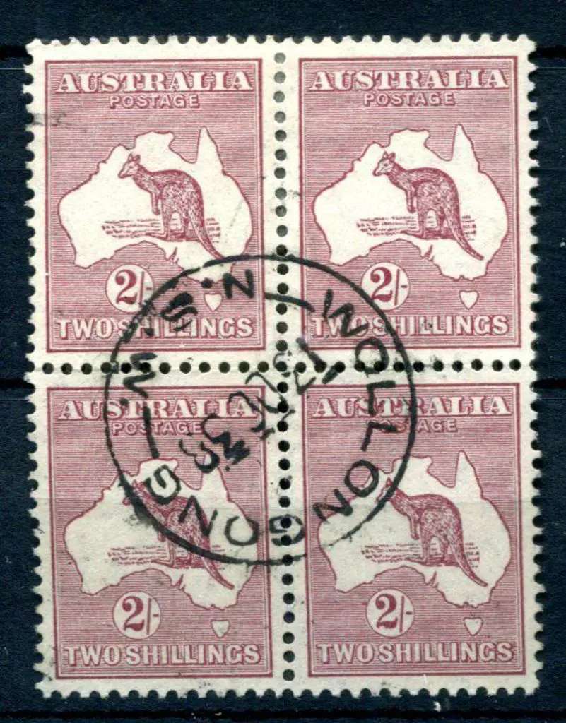 2/- maroon plate 1 positional block of 4, units ... Image 1++