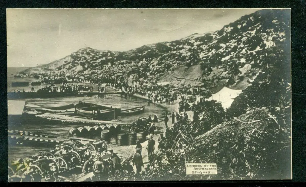 1915 "Landing of the Australians 25-4-15" ... Image 1++