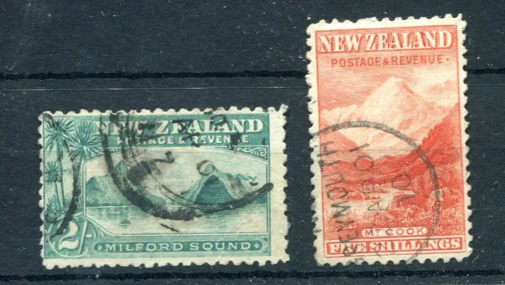 New Zealand 1899/1901 2/- & 5/- pictorials, no wmk ... Image 1++