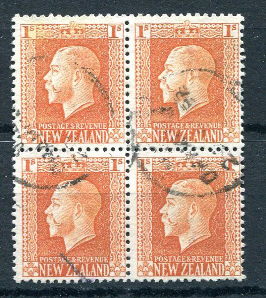 New Zealand 1915/30 1/- orange-brown shade. Fine ... Image 1++