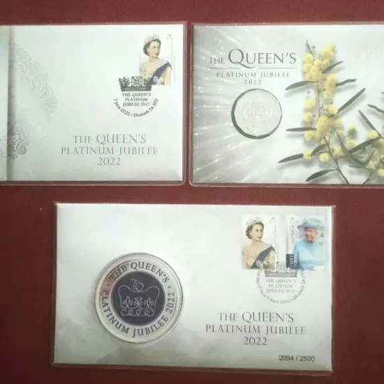 2022 (7th June) QEII Platinum Jubilee pair with ...