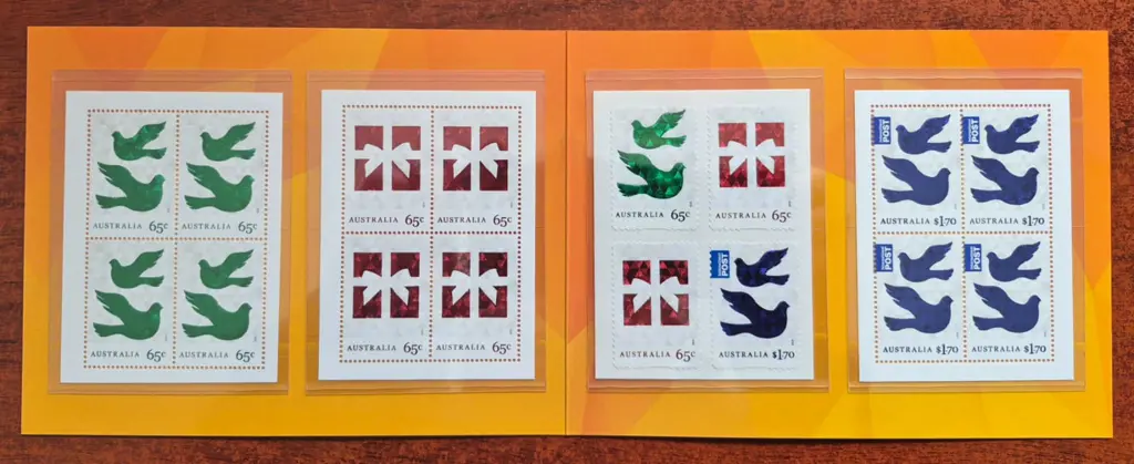 2015 Christmas folder containing both 65c vals & ... Image 1++